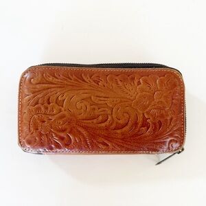 Patricia Nash Wallet Oria Tooled Embossed Zip Floral Boho Country Florence Tan